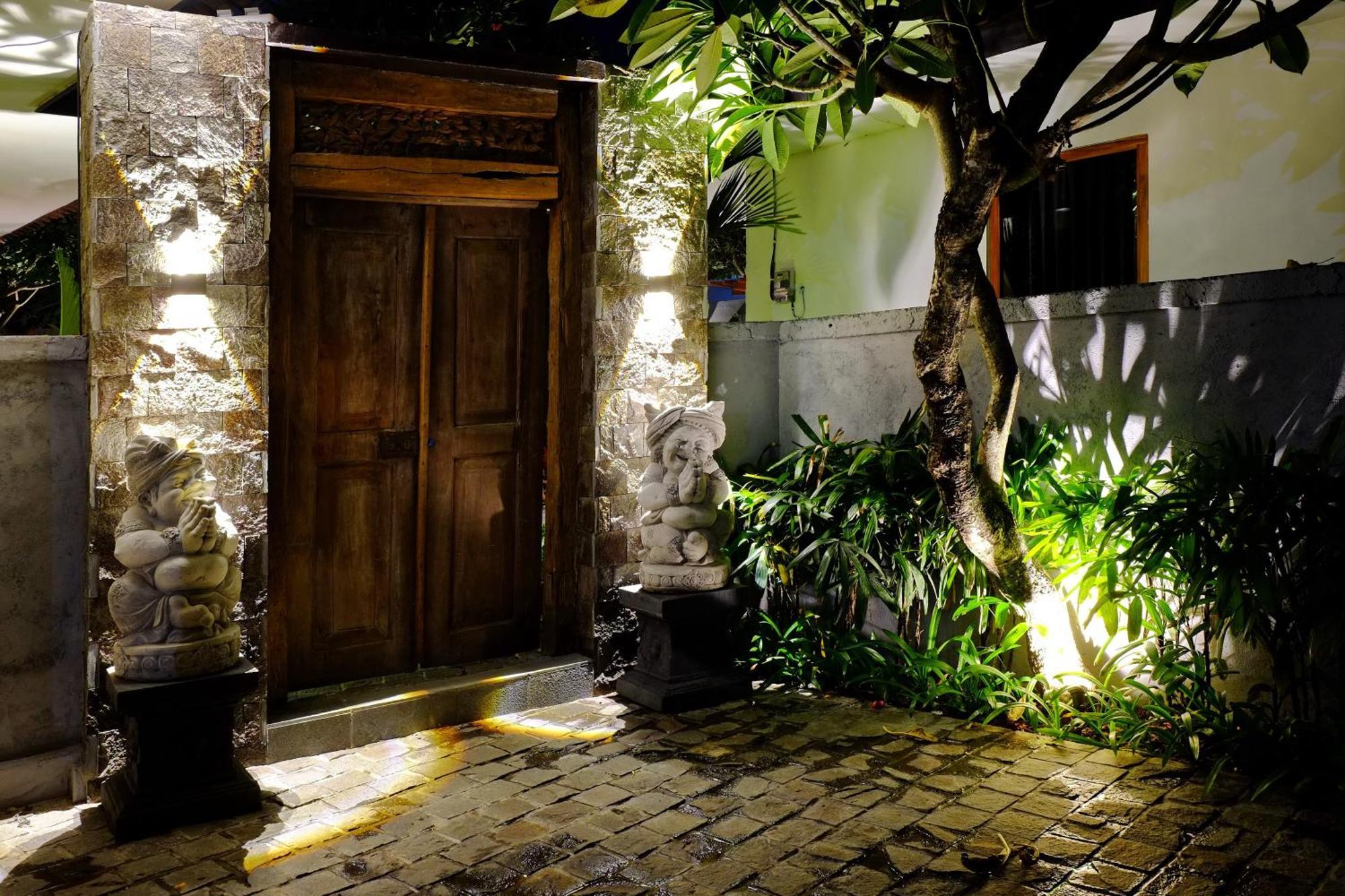 O.B Oemah Bone Homestay Sanur Εξωτερικό φωτογραφία